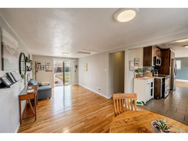 3270 Newport St, Denver, CO 80207