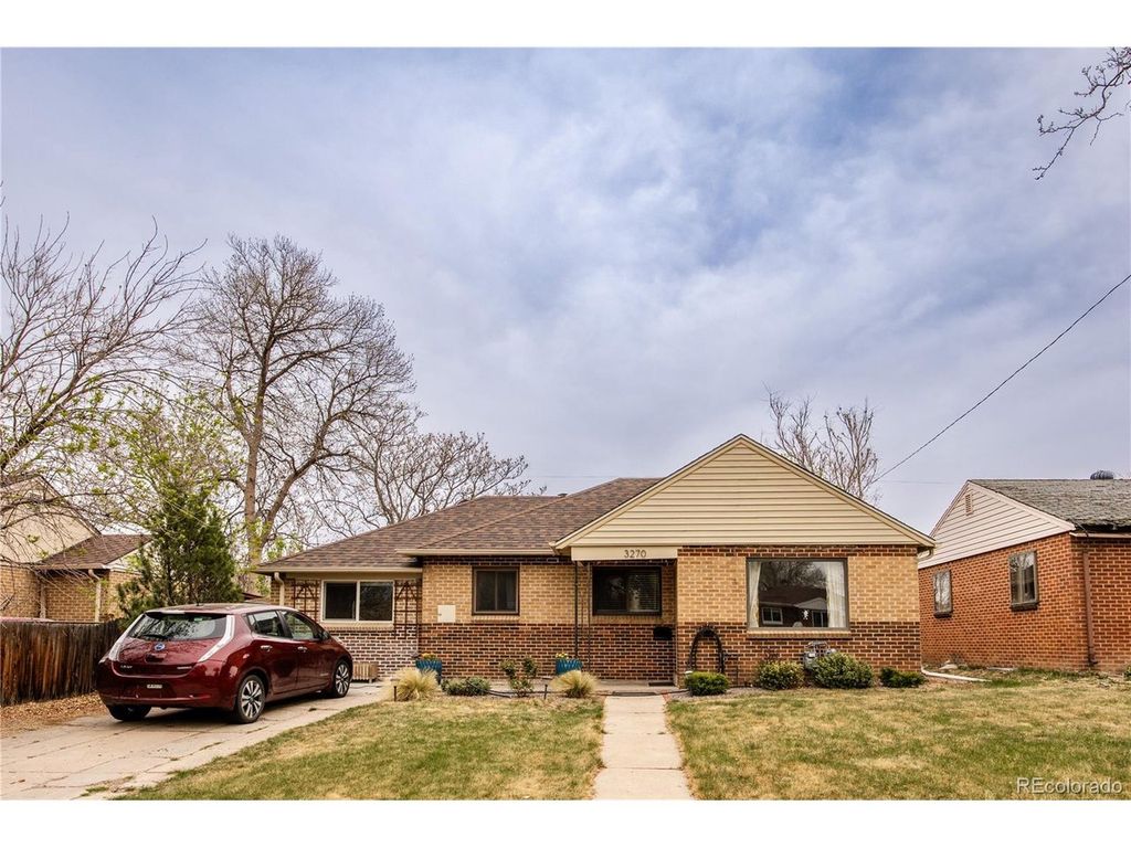 3270 Newport St, Denver, CO 80207