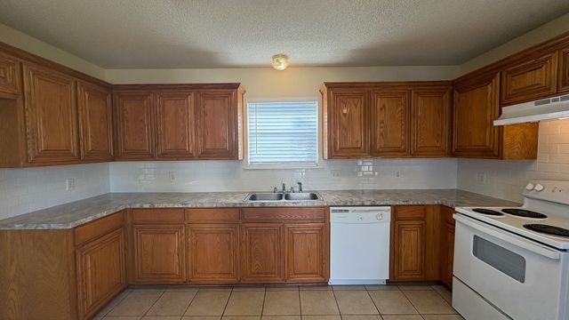 8008 Mourning Dove Drive, Arlington, TX 76002