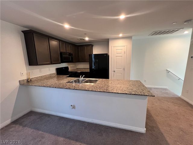 4645 Pencester Street, Las Vegas, NV 89115