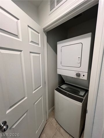 4645 Pencester Street, Las Vegas, NV 89115