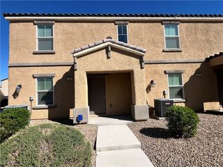 4645 Pencester Street, Las Vegas, NV 89115