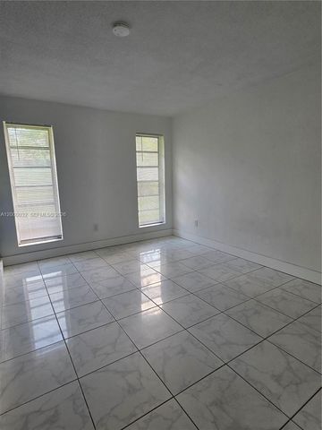 400 NE 142nd St, North Miami, FL 33161