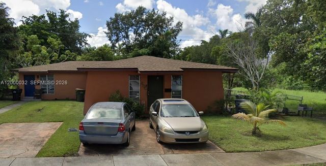 400 NE 142nd St, North Miami, FL 33161
