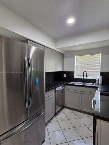 400 NE 142nd St, North Miami, FL 33161