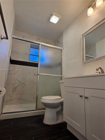 400 NE 142nd St, North Miami, FL 33161