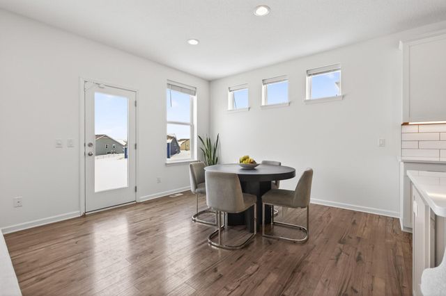 20598 Greenwood Avenue, Lakeville, MN 55044