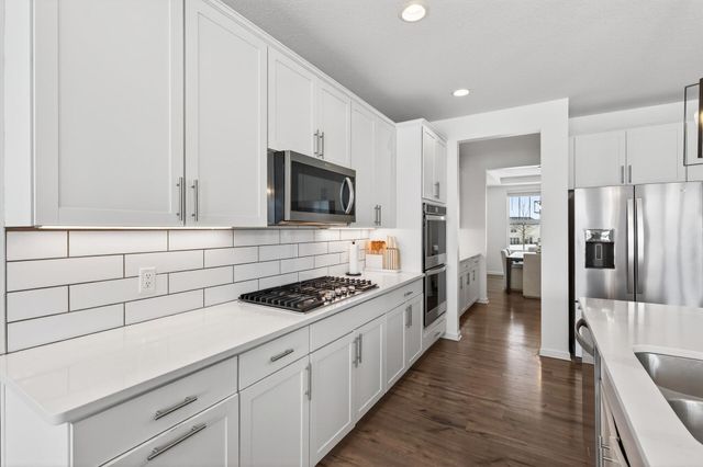 20598 Greenwood Avenue, Lakeville, MN 55044