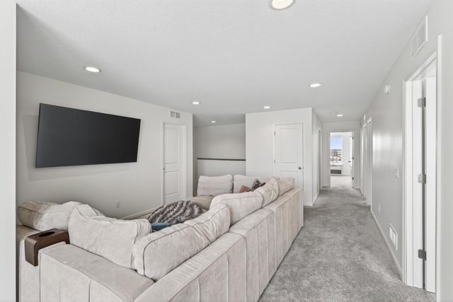 20598 Greenwood Avenue, Lakeville, MN 55044