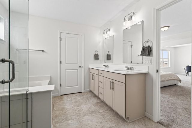 20598 Greenwood Avenue, Lakeville, MN 55044