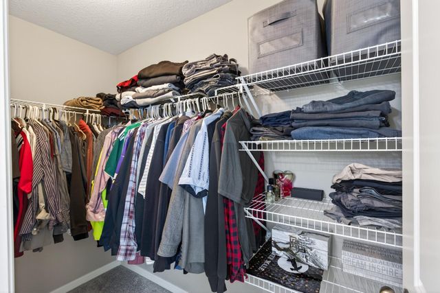 20598 Greenwood Avenue, Lakeville, MN 55044