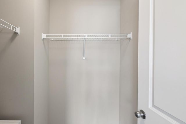 20598 Greenwood Avenue, Lakeville, MN 55044