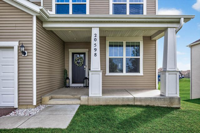 20598 Greenwood Avenue, Lakeville, MN 55044