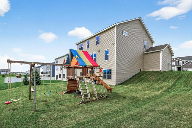 20598 Greenwood Avenue, Lakeville, MN 55044