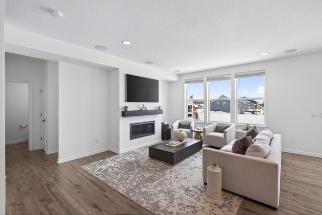 20598 Greenwood Avenue, Lakeville, MN 55044