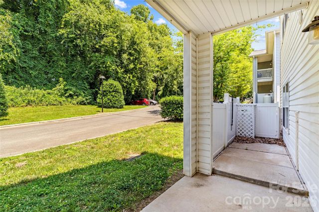 21231 Hickory Street, Cornelius, NC 28031