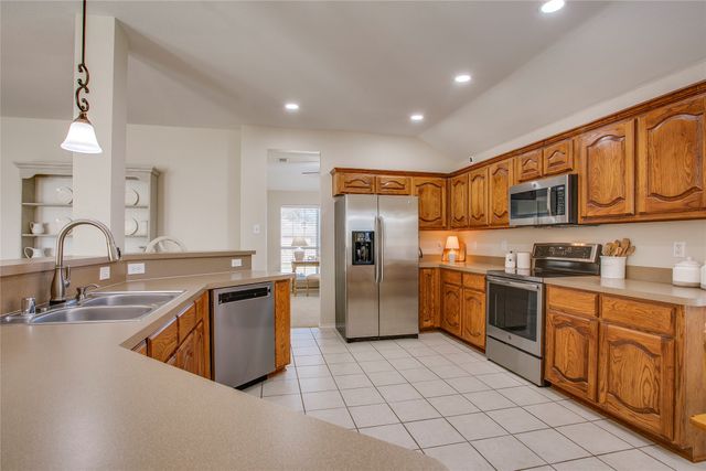 2130 New Holland Drive, Rockwall, TX 75032