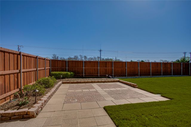 2130 New Holland Drive, Rockwall, TX 75032