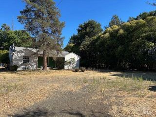 642 Trumbull Ave, Novato, CA 94947