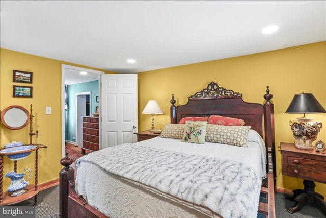 27 E SALISBURY ST, Williamsport, MD 21795