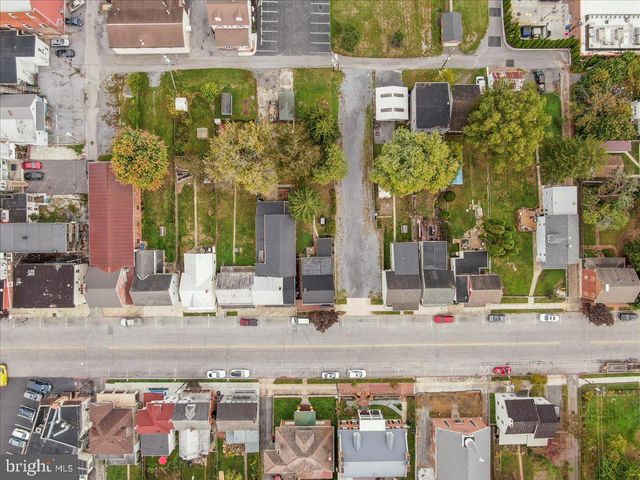 27 E SALISBURY ST, Williamsport, MD 21795