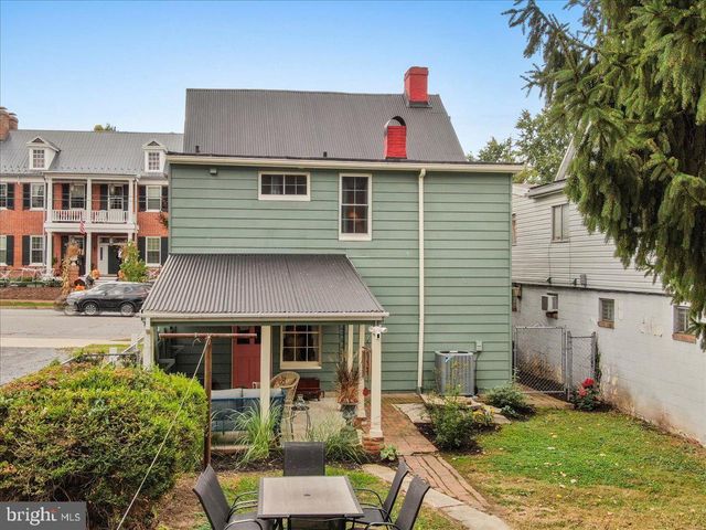 27 E SALISBURY ST, Williamsport, MD 21795