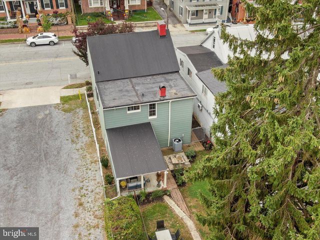 27 E SALISBURY ST, Williamsport, MD 21795