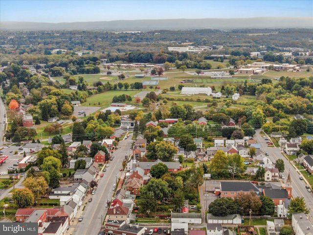 27 E SALISBURY ST, Williamsport, MD 21795