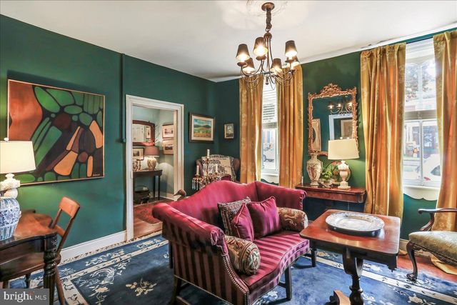 27 E SALISBURY ST, Williamsport, MD 21795