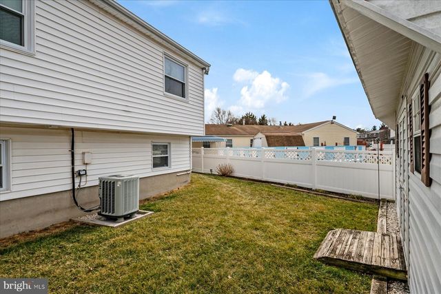 7722 VENA CT, Pasadena, MD 21122