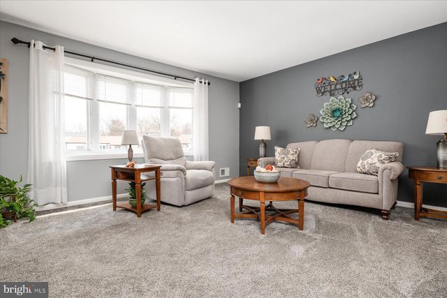 7722 VENA CT, Pasadena, MD 21122