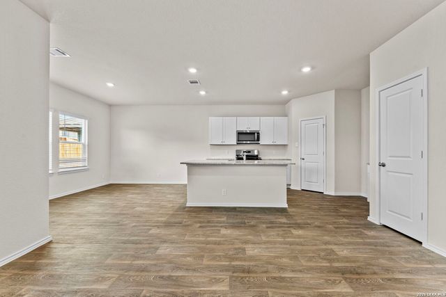3121 Haynie Mesa, San Antonio, TX 78245