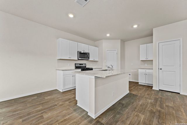 3121 Haynie Mesa, San Antonio, TX 78245