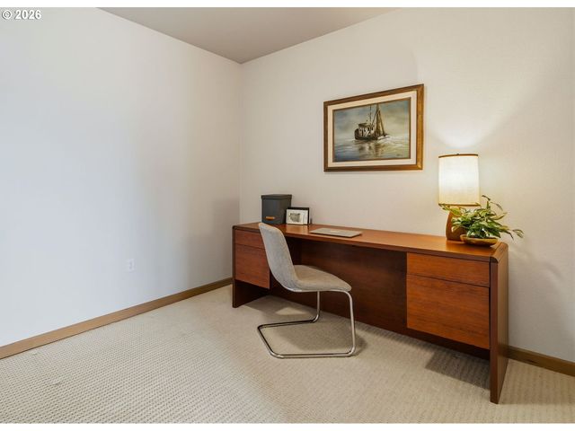 4832 Nw PROMENADE Ter 219, Portland, OR 97229
