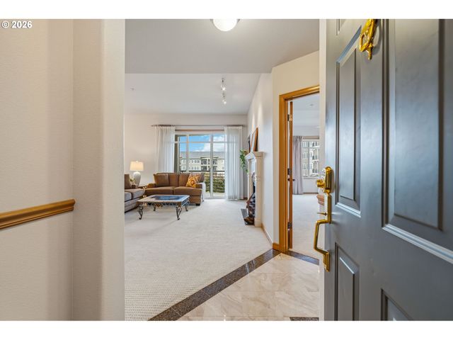 4832 Nw PROMENADE Ter 219, Portland, OR 97229