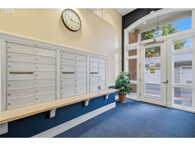 4832 Nw PROMENADE Ter 219, Portland, OR 97229