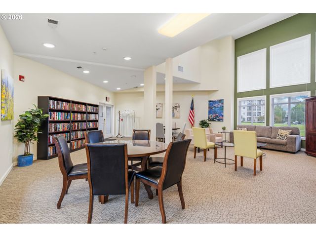 4832 Nw PROMENADE Ter 219, Portland, OR 97229
