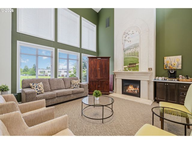 4832 Nw PROMENADE Ter 219, Portland, OR 97229
