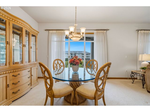 4832 Nw PROMENADE Ter 219, Portland, OR 97229