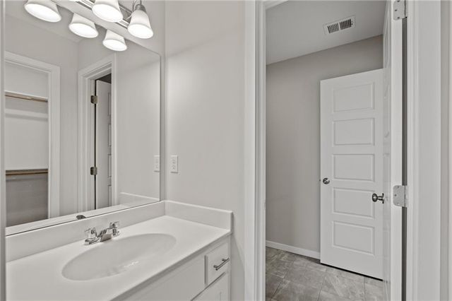 11327 S Emerald Street, Olathe, KS 66061