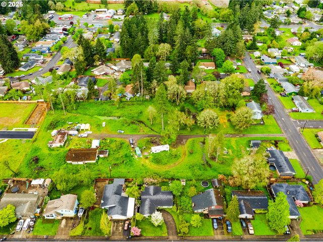 25144 CHENEY Dr, Veneta, OR 97487