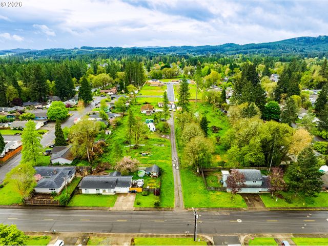 25144 CHENEY Dr, Veneta, OR 97487