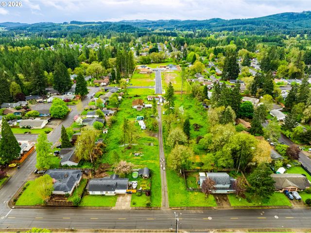 25144 CHENEY Dr, Veneta, OR 97487