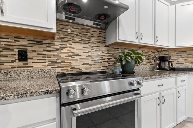 1763 WILSON PRAIRIE CIRCLE, Groveland, FL 34736