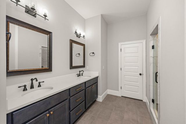 1004 Quillen Way, Lebanon, TN 37087