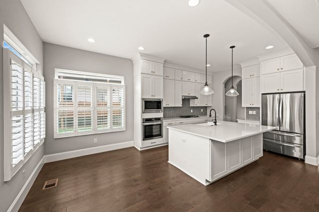 1004 Quillen Way, Lebanon, TN 37087