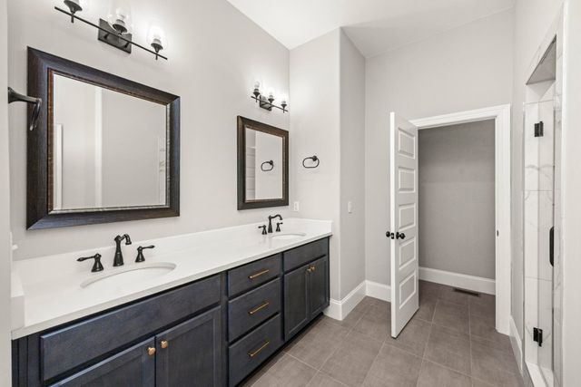 1004 Quillen Way, Lebanon, TN 37087