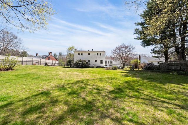 1421 West St, Attleboro, MA 02703