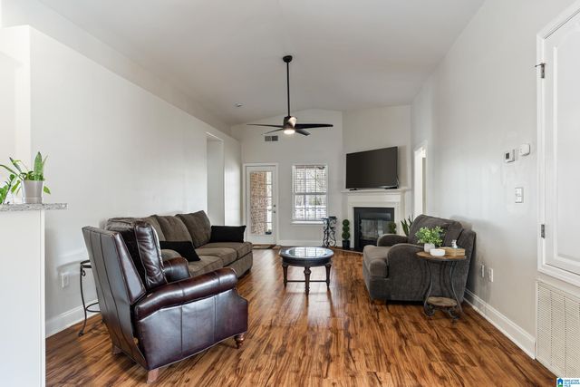 255 IVY HILLS CIRCLE, Calera, AL 35040