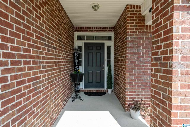 255 IVY HILLS CIRCLE, Calera, AL 35040